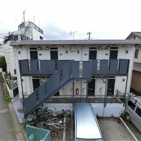 千葉市　アパート　before　外壁塗装　屋根塗装　付帯部塗装　土間塗装　シーリング　コーキング